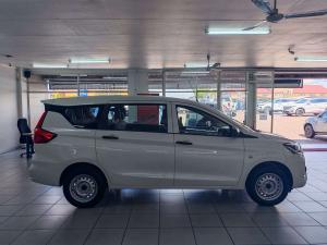 Toyota Rumion 1.5 S - Image 7