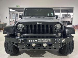Jeep Wrangler Unltd Sahara 3.6L V6 automatic - Image 2