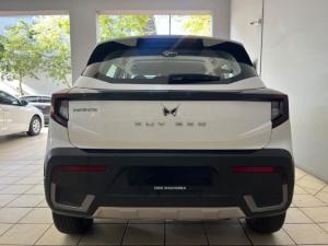 Mahindra XUV 3XO 1.2T MX2 auto - Image 4
