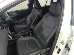 Toyota Corolla Cross 1.8 XR - Image 15