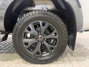 Isuzu D-Max 3.0TD double cab V-Cross - Image 16