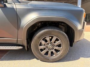 Toyota Land Cruiser Prado 2.8GD VX-R - Image 6