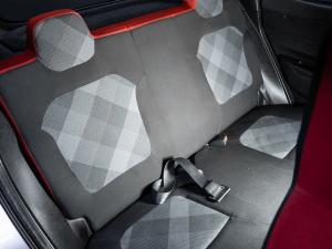 Renault Kwid 1.0 Techno auto - Image 25