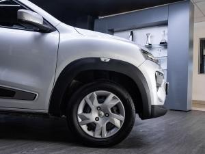 Renault Kwid 1.0 Techno auto - Image 8