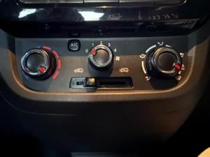 Renault Kwid 1.0 Climber auto - Image 19