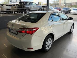Toyota Corolla Quest 1.8 Plus auto - Image 5
