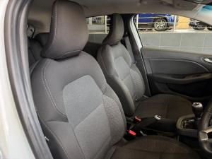 Renault Clio 1.0 Turbo Zen - Image 19