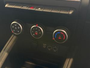Renault Clio 1.0 Turbo Zen - Image 23