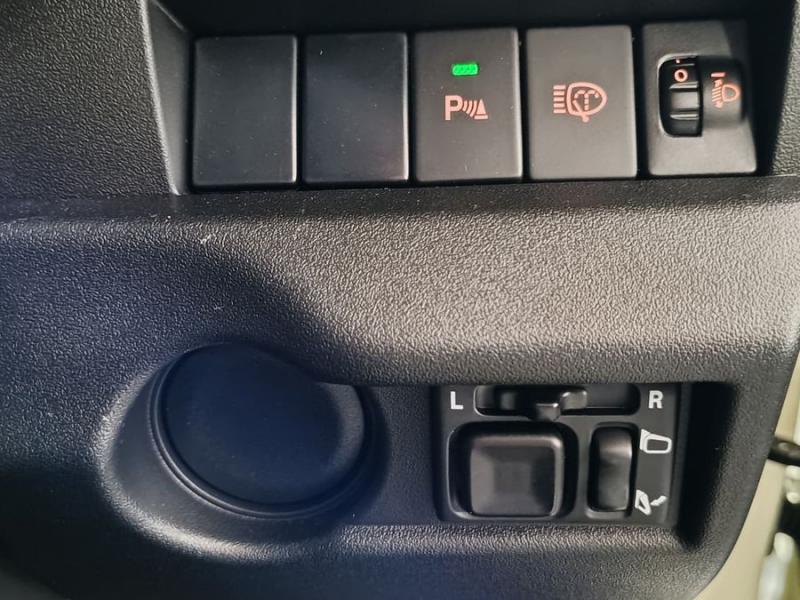 Suzuki Jimny Jimny 1.5 GLX AllGrip 5-door manual