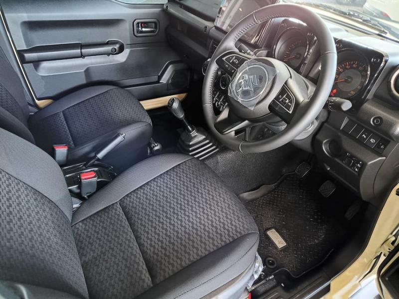Suzuki Jimny Jimny 1.5 GLX AllGrip 5-door manual