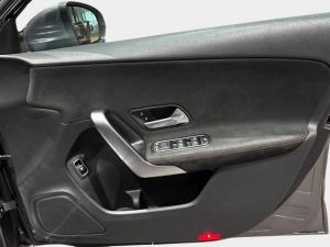 Mercedes-Benz A-Class A200 sedan Progressive - Image 14