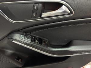 Mercedes-Benz CLA CLA200 auto - Image 21