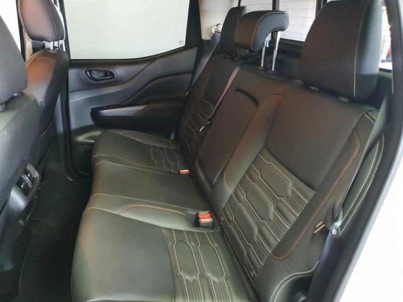 Nissan Navara Navara 2.5DDTi double cab Pro-2X
