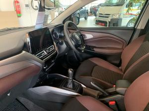 Toyota Starlet Cross 1.5 XR manual - Image 7