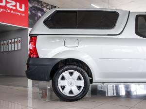 Nissan NP200 1.6i safety pack (aircon) - Image 7