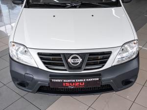Nissan NP200 1.6i safety pack (aircon) - Image 10