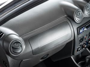 Nissan NP200 1.6i safety pack (aircon) - Image 19