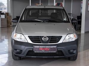 Nissan NP200 1.6i safety pack (aircon) - Image 10