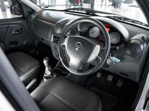Nissan NP200 1.6i safety pack (aircon) - Image 12