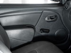 Nissan NP200 1.6i safety pack (aircon) - Image 14