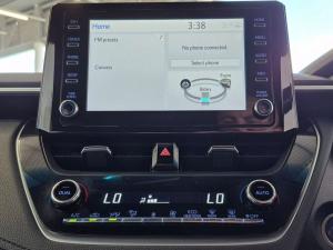 Toyota Corolla Cross 1.8 Hybrid XS - Image 15