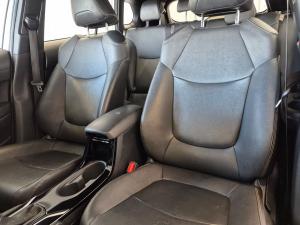 Toyota Corolla Cross 1.8 Hybrid XS - Image 21