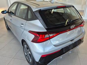Hyundai i20 1.2 Executive - Image 4