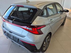 Hyundai i20 1.2 Executive - Image 6