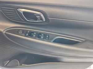 Hyundai i20 1.2 Executive - Image 9