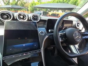 Mercedes-Benz GLC GLC300d 4Matic - Image 12