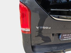 Mercedes-Benz V-Class V300d Exclusive - Image 19