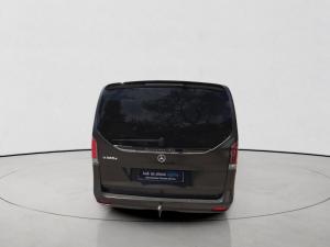 Mercedes-Benz V-Class V300d Exclusive - Image 4