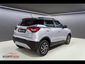 Mahindra XUV300 1.5TD W8 - Image 2
