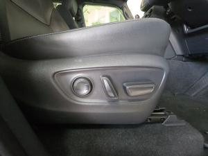 Toyota Land Cruiser Prado 2.8GD VX-R - Image 10