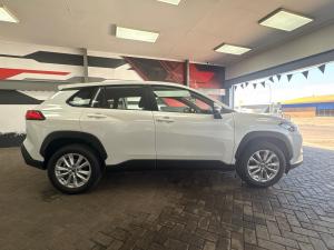 Toyota Corolla Cross 1.8 Xi - Image 3