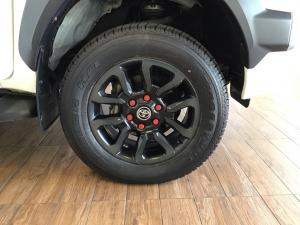 Toyota Hilux 2.8GD-6 double cab Legend auto - Image 10