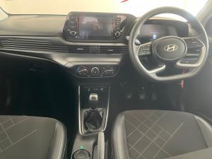 Hyundai i20 1.2 Premium - Image 6