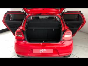 Suzuki Swift 1.2 GLX manual - Image 13