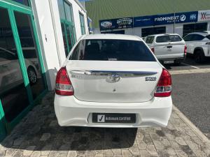 Toyota Etios sedan 1.5 Sprint - Image 5