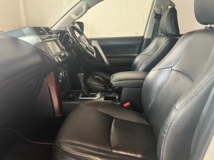Toyota Land Cruiser Prado 3.0DT VX - Image 7