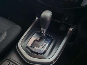 Nissan Navara 2.5DDTI SE Plus automatic D/C - Image 14
