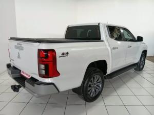 Mitsubishi Triton 2.4DI-D double cab GLS 4x4 auto - Image 4