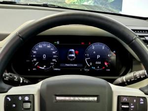Land Rover Defender 90 D300 X-Dynamic HSE - Image 15