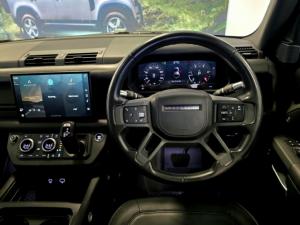 Land Rover Defender 110 D300 X-Dynamic HSE - Image 11