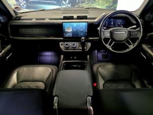 Land Rover Defender 110 D300 X-Dynamic HSE - Image 17