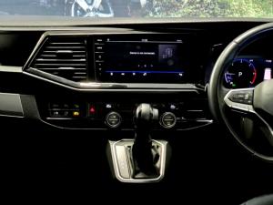 Volkswagen Caravelle 2.0BiTDI Highline 4Motion - Image 18