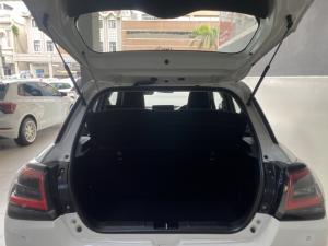 Suzuki Swift 1.2 GL+ manual - Image 12