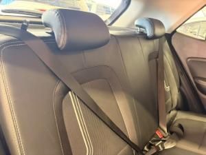 Hyundai Venue 1.0T Fluid auto - Image 9