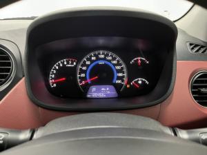 Hyundai Grand i10 1.25 Fluid auto - Image 9