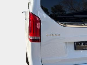 Mercedes-Benz V-Class V300d Exclusive - Image 14